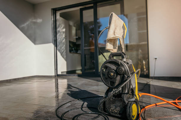 Best Gutter Cleaning  in Marina, CA